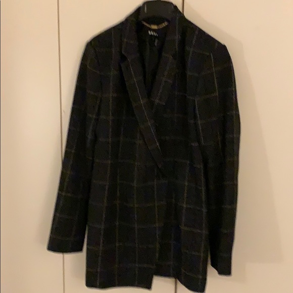 single button DKNY top coat. - Picture 1 of 3